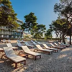 Otel Arausana & Antonina 4*