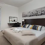 Otel Arausana & Antonina 4*
