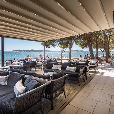 Arausana & Antonina Hotel 4*