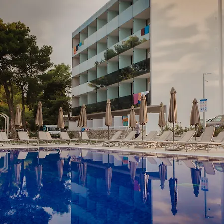 Arausana & Antonina Hotel 4*