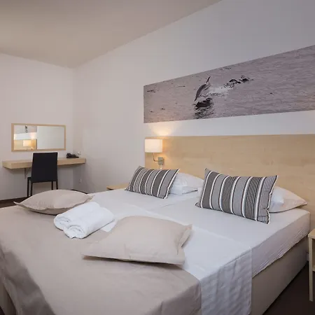 Arausana & Antonina Hotel