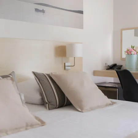 Arausana & Antonina Hotel 4*