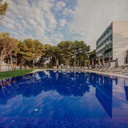 Arausana & Antonina Vodice