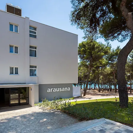 Arausana & Antonina Vodice