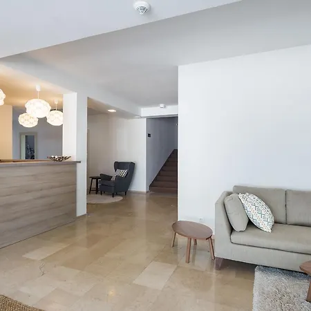 Hotel Arausana & Antonina 4*