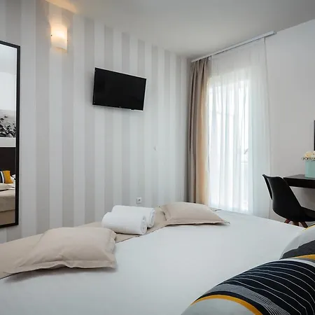 Arausana & Antonina 4* Vodice