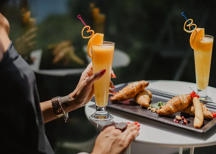 Hotel Arausana & Antonina