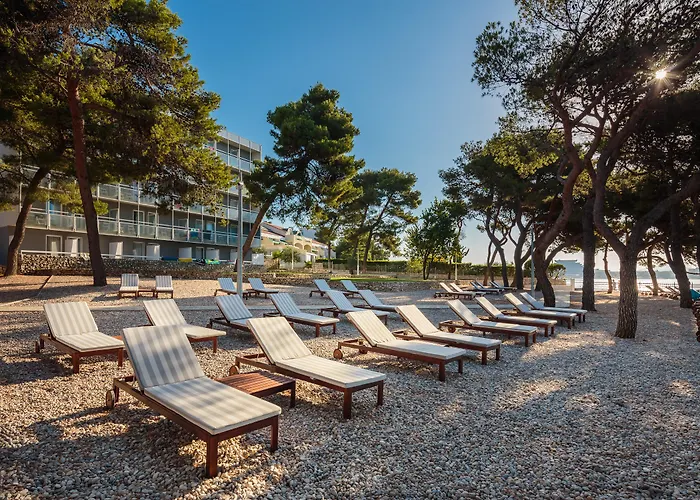 Hotel Arausana & Antonina 4*