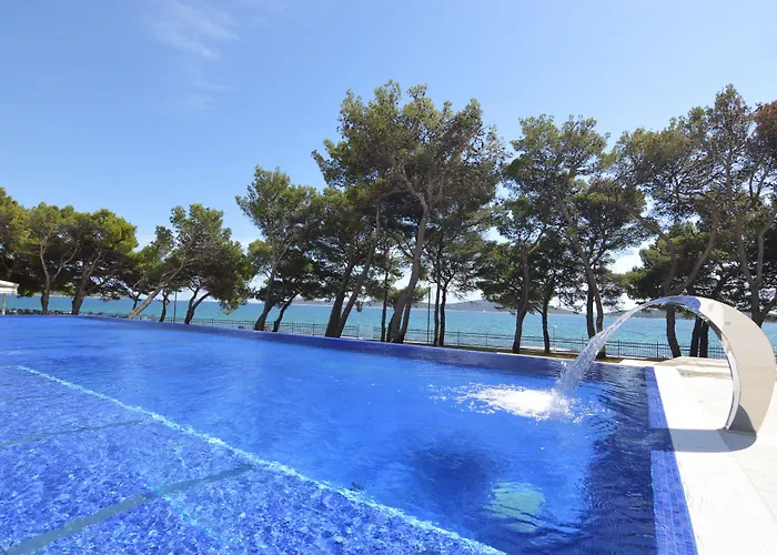 ホテル Arausana & Antonina ヴォディツェ