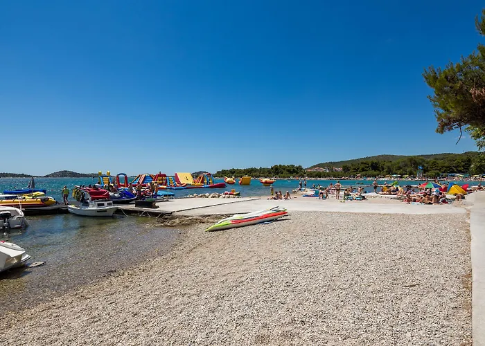 Arausana & Antonina Hotel 4*