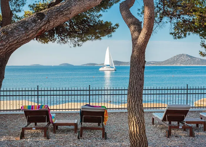 Arausana & Antonina 4* Vodice