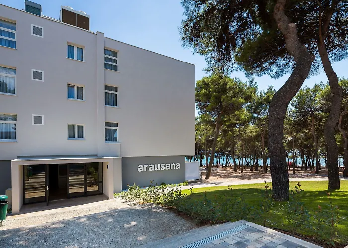 Arausana & Antonina Vodice